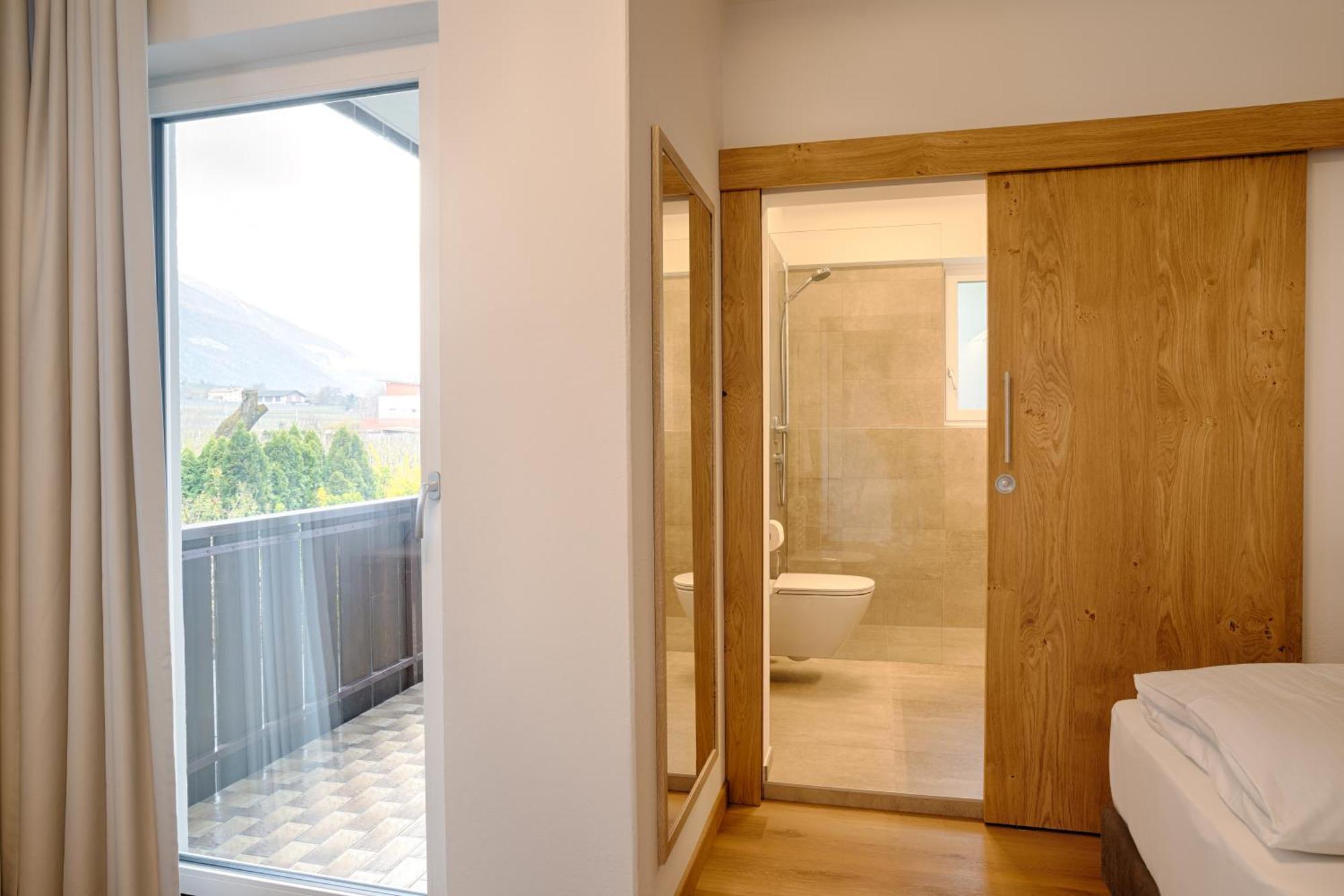Hotel Lamm Naturns Exterior foto